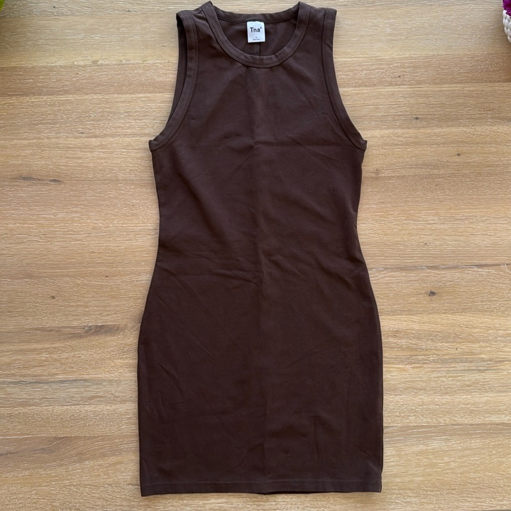 NWOT Aritzia Tna Queens Dress in Rich Mocha Brown